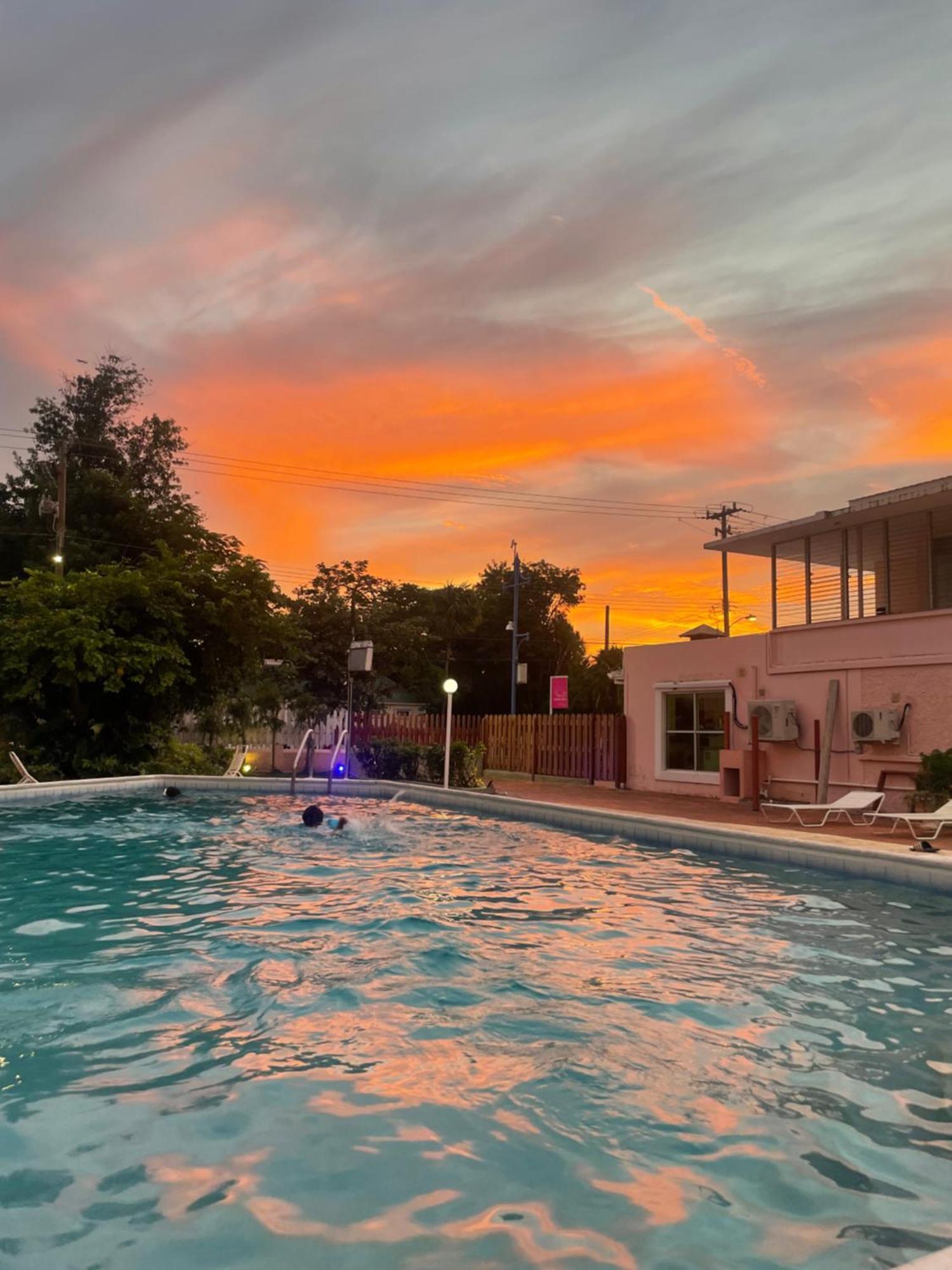 The Monteray Hotel クライストチャーチ エクステリア 写真